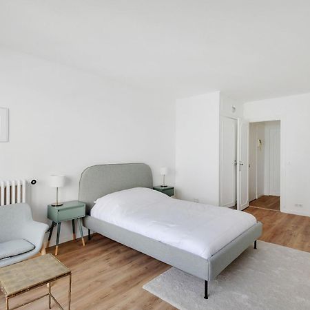 Bright Studio For 2 - Champs-Elysees パリ エクステリア 写真