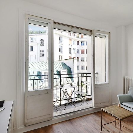 Bright Studio For 2 - Champs-Elysees パリ エクステリア 写真