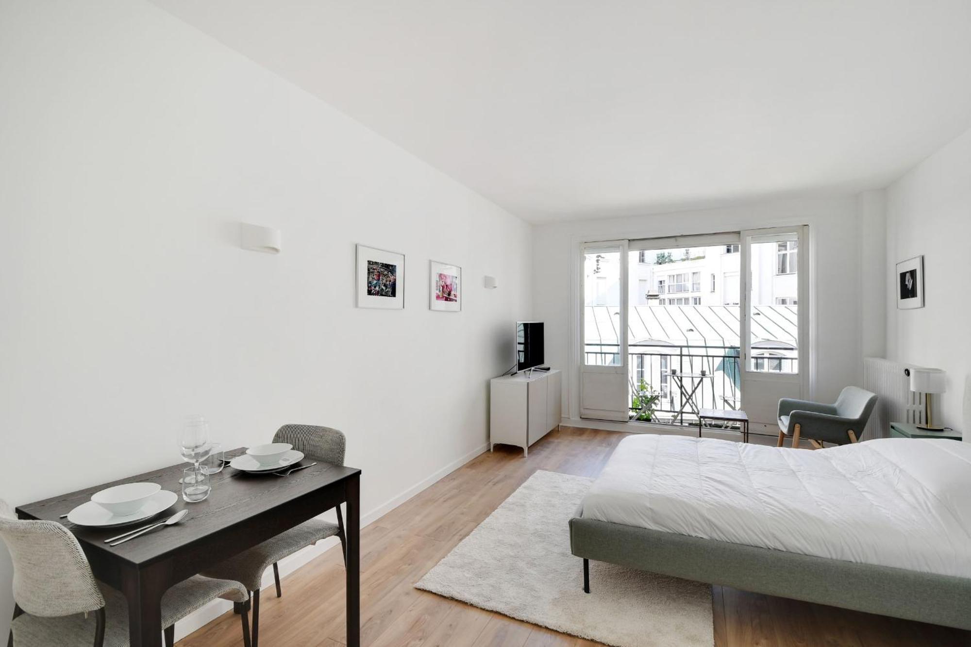 Bright Studio For 2 - Champs-Elysees パリ エクステリア 写真